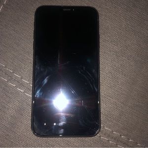 I phone xr black
